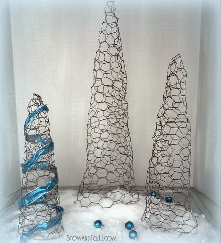 Chicken wire Trio of Christmas trees - StowandTellU.com