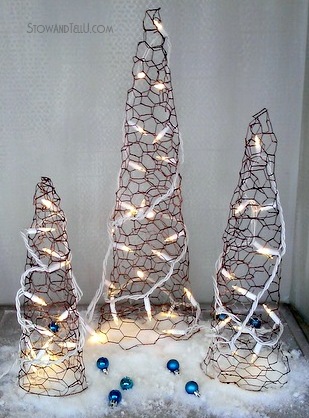 Chicken wire Trio of Christmas trees - StowandTellU.com