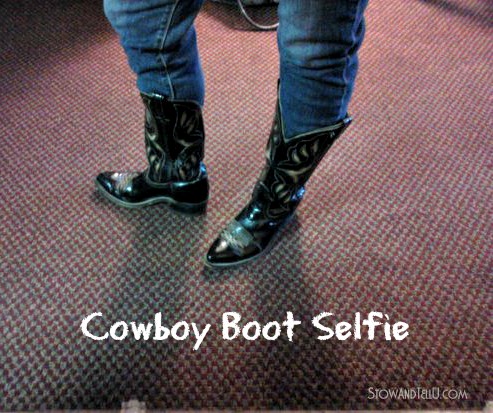 cowboy-boot-selfie